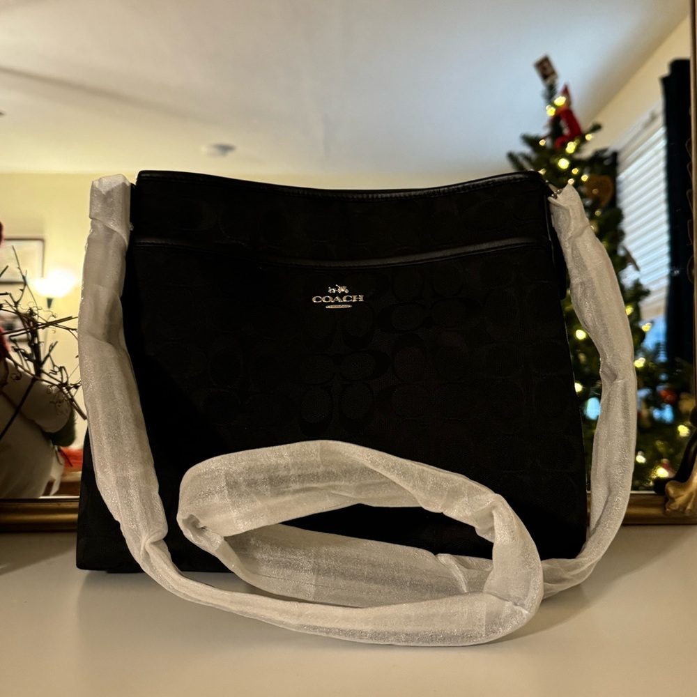 NWT Coach purse